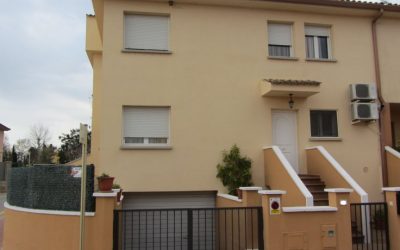 Casa aparellada a Castelló Nou | Ref. 22